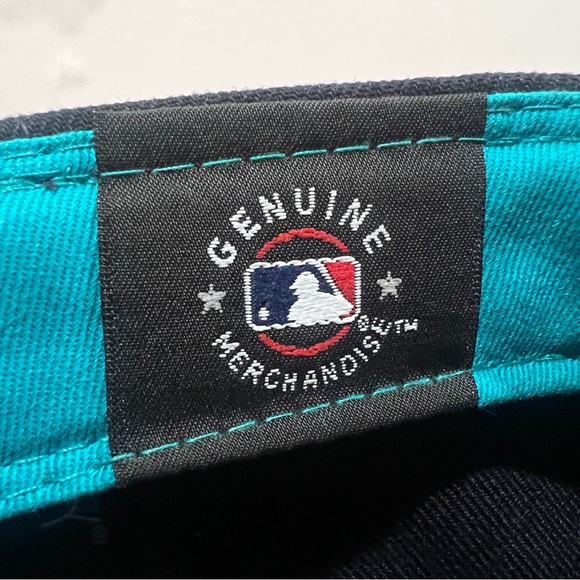 New Era, 59Fifty Fitted Hat, Detroit Tigers, Polar Lights - Picture 9 of 11